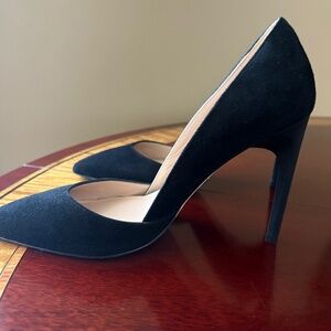 DIANE VON FURSTENBERG BLACK SUEDE PUMPS 7.5 US 37.5 EUR